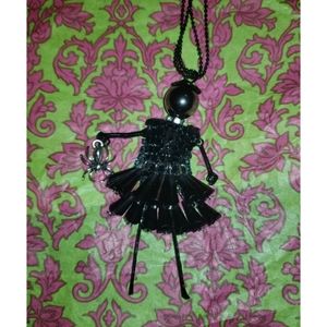 Halloween vibe DIVA Doll necklace